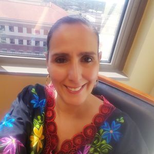 Meet your Posher, Monica